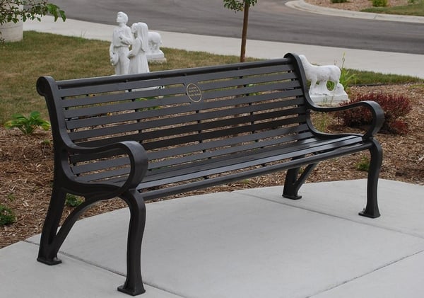 Gramercy bench with Plaque-1